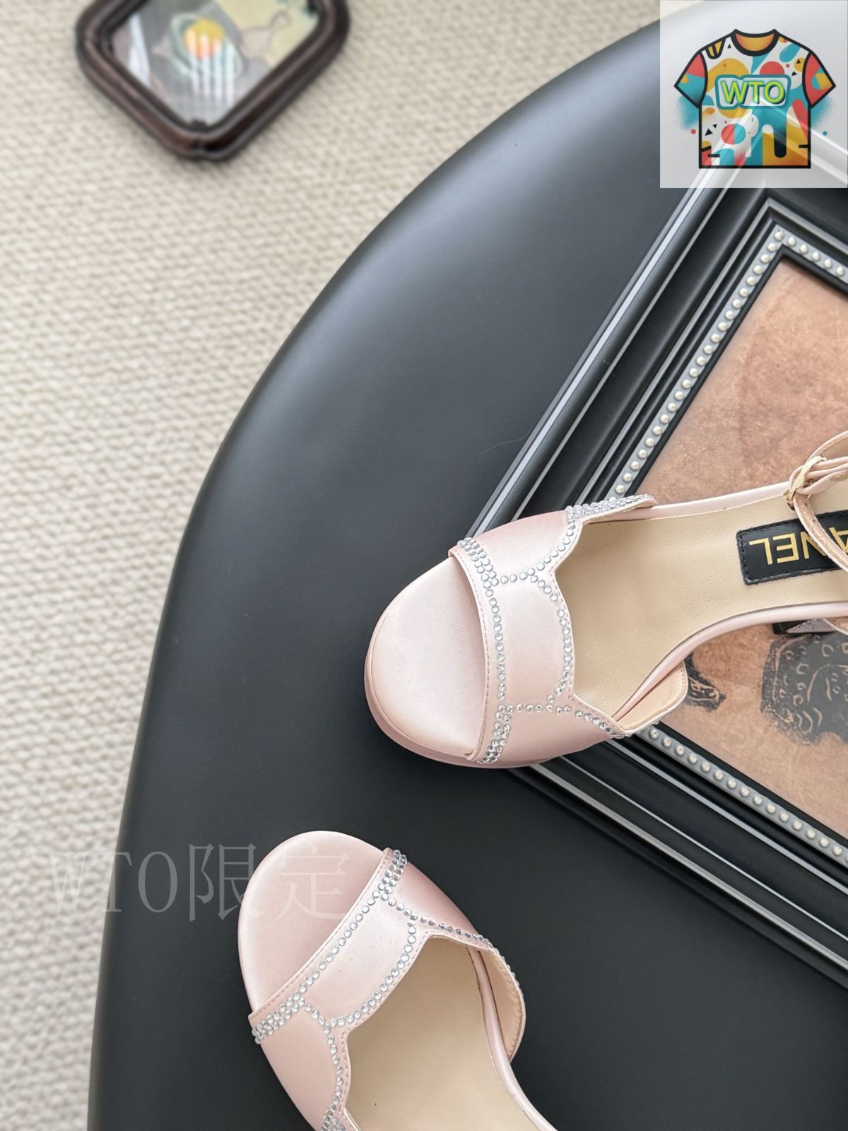ハートのロゴで魅了♡25C【CHANEL】フラット サンダル ハートのCCロゴがかわいい♪【CHANEL】25C サンダル (CHANEL