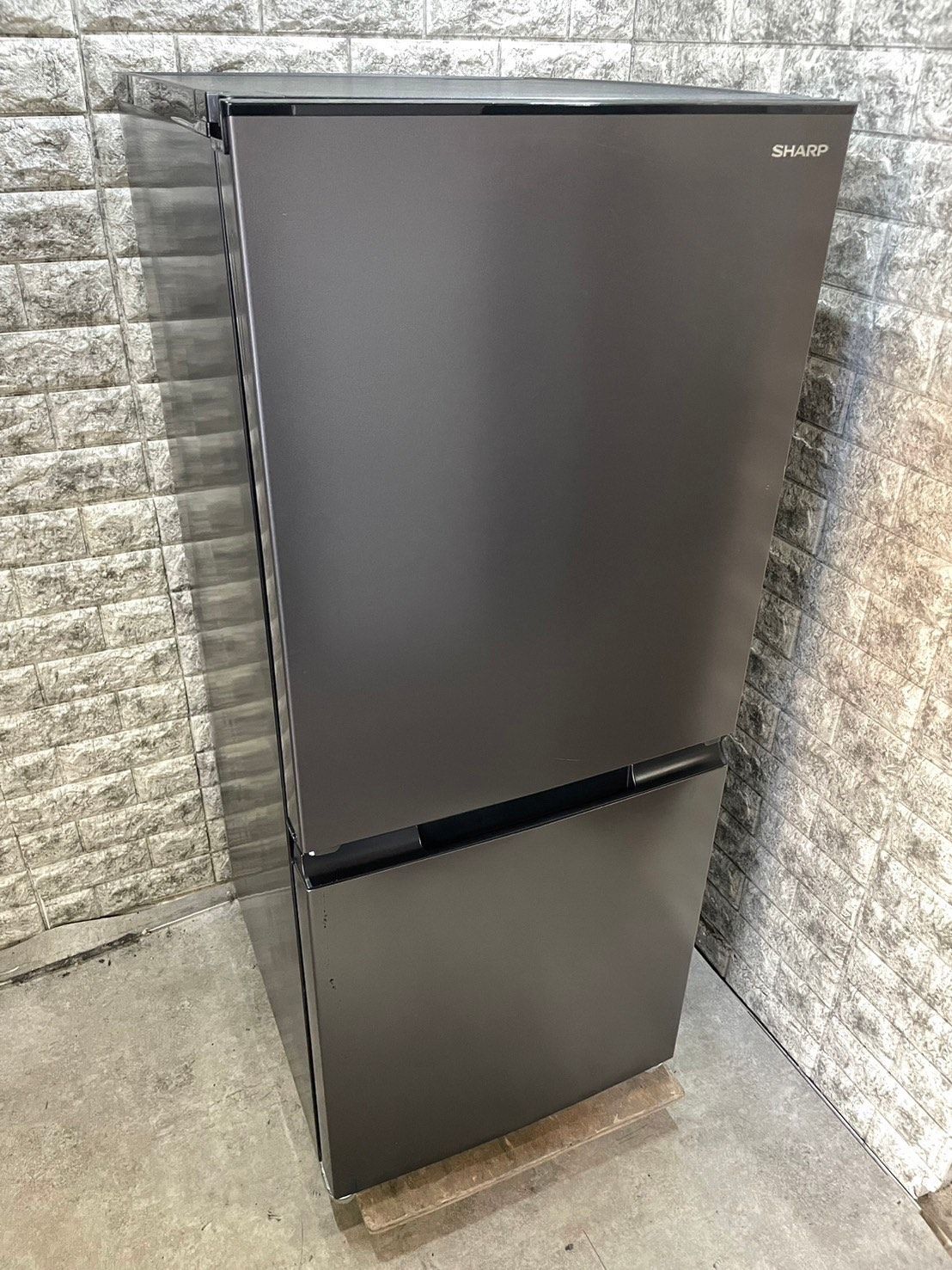 大阪送料無料☆3か月保障付き☆冷蔵庫☆2022年☆シャープ☆2ドア☆SJ  