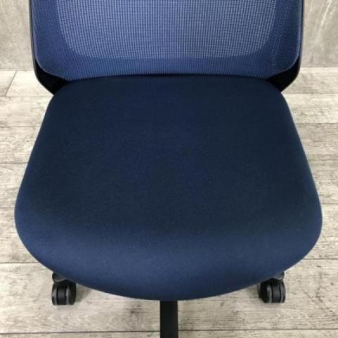 イトーキ