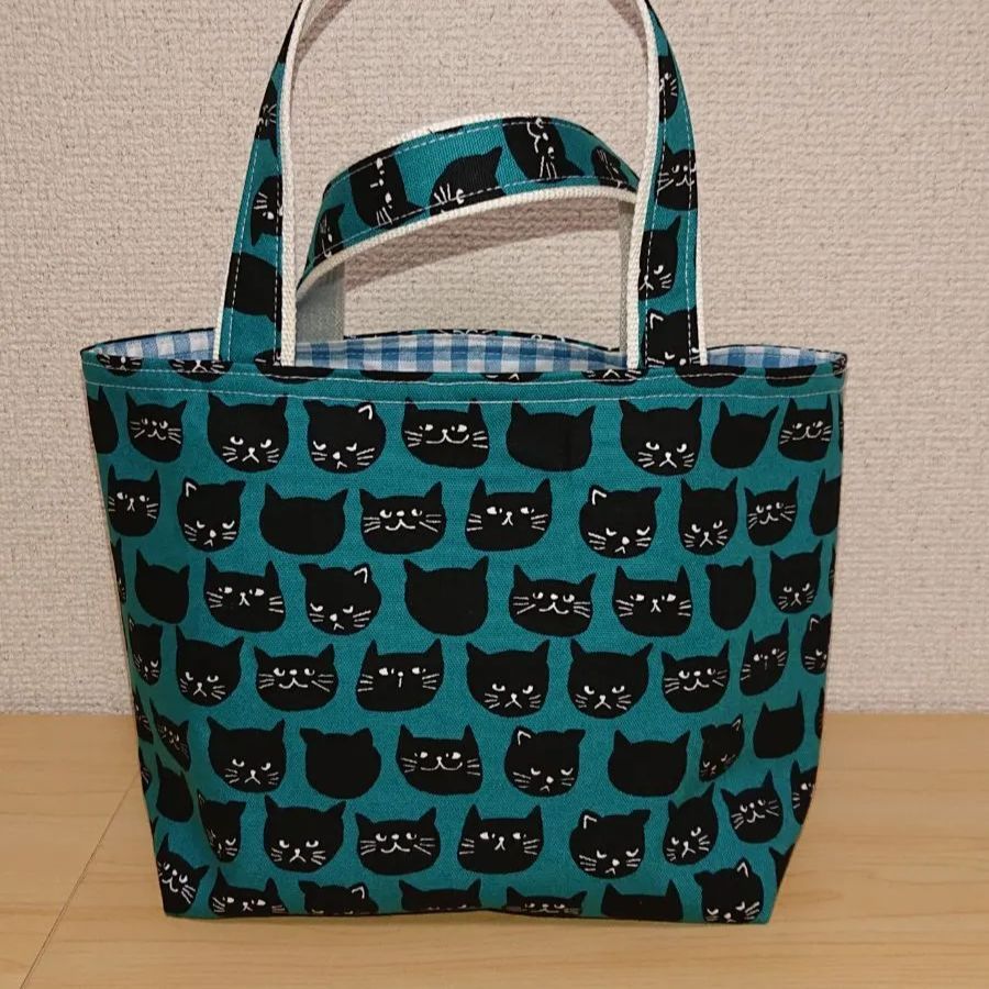 ミニトートバッグ【黒猫】ハンドメイド ランチバッグ サブバッグ