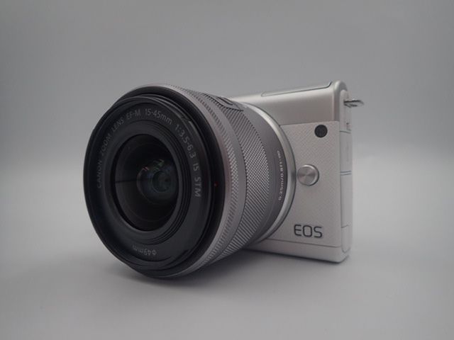 Canon EOS M200 EF-M15-45 IS STM レンズキット ホワイト キヤノン