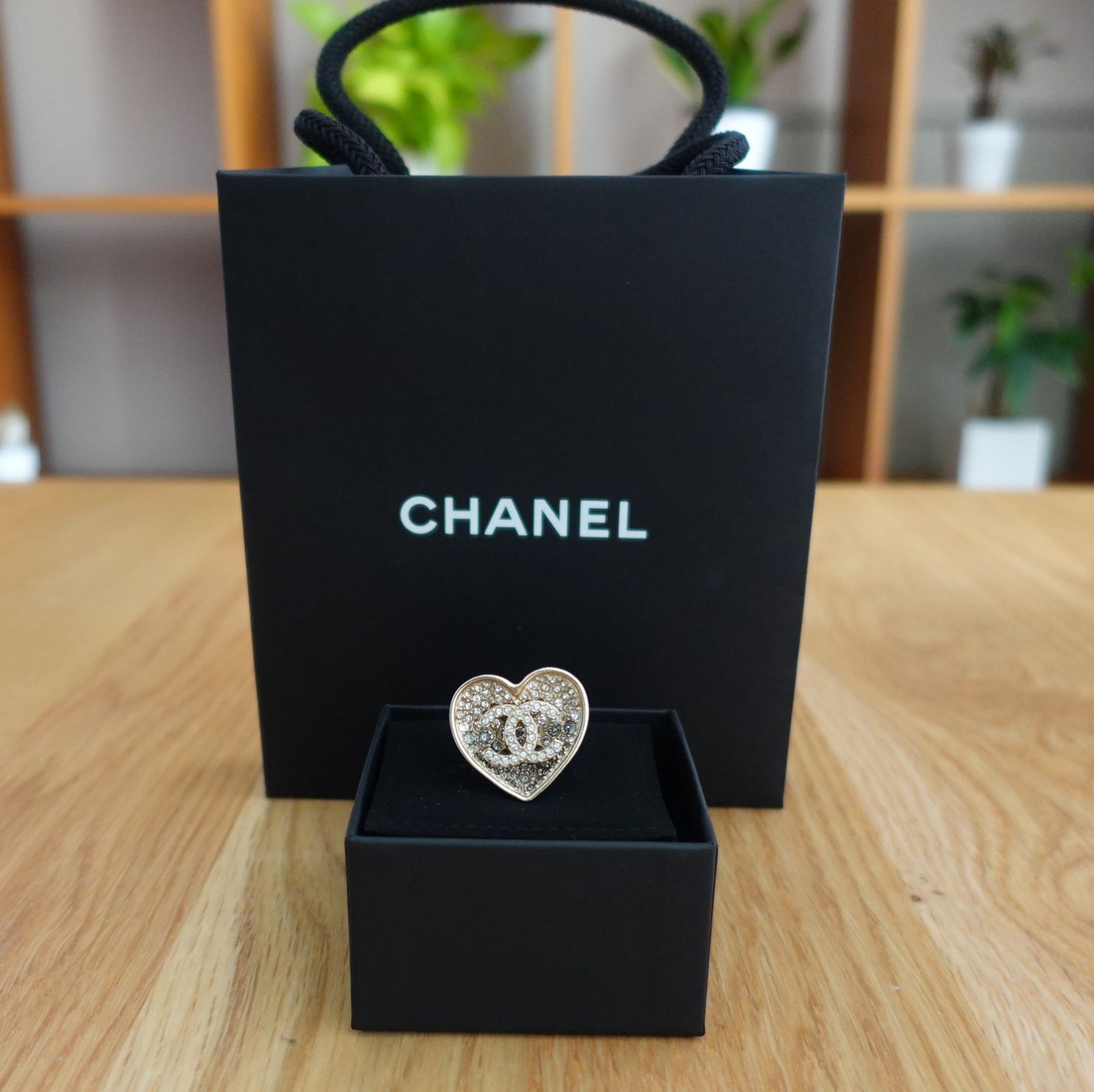 CHANEL【新品・未使用・直営店仕入】クリスタルハートリング