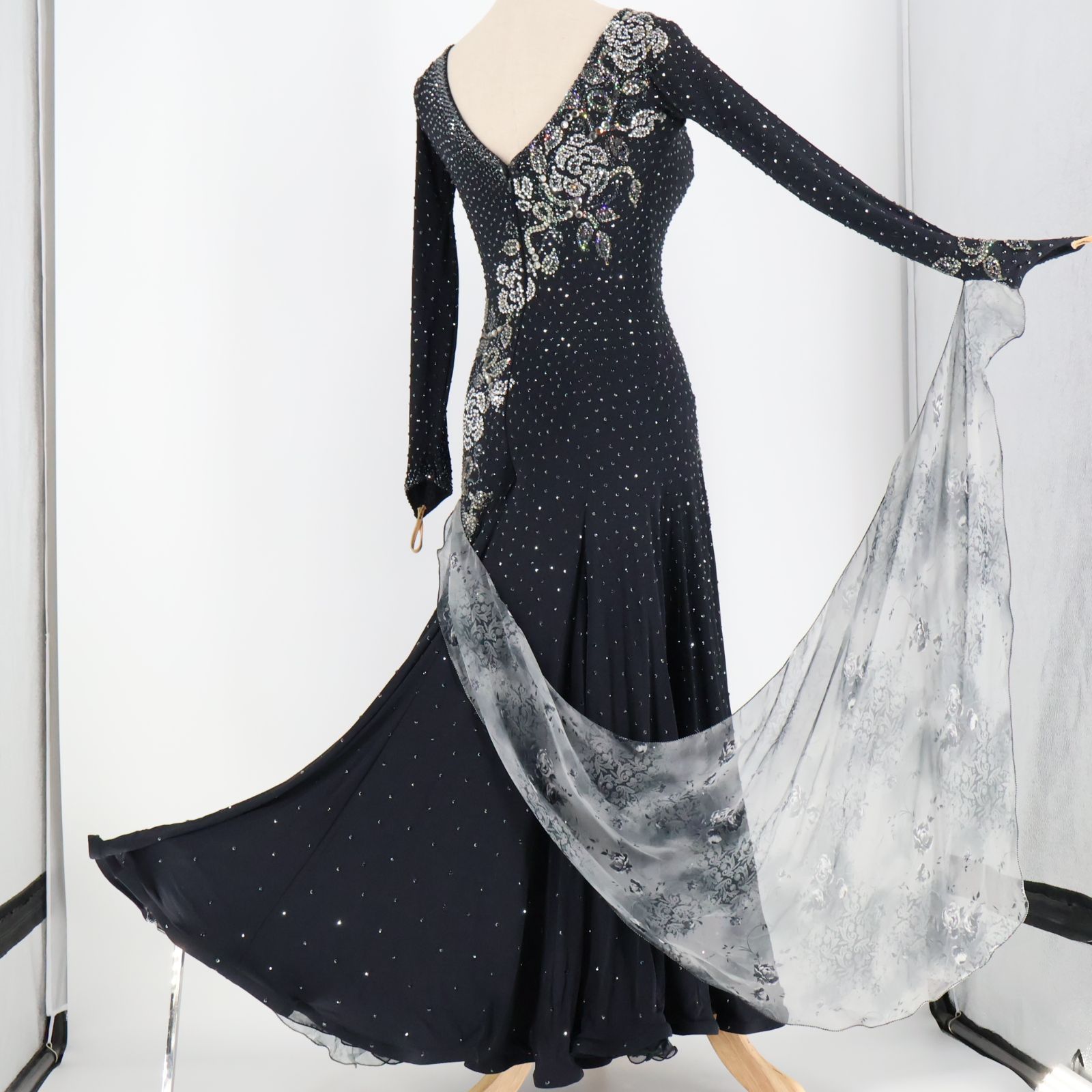 凛舞クリスアン 社交ダンス衣装 Lサイズ 高級競技ドレス 発表会