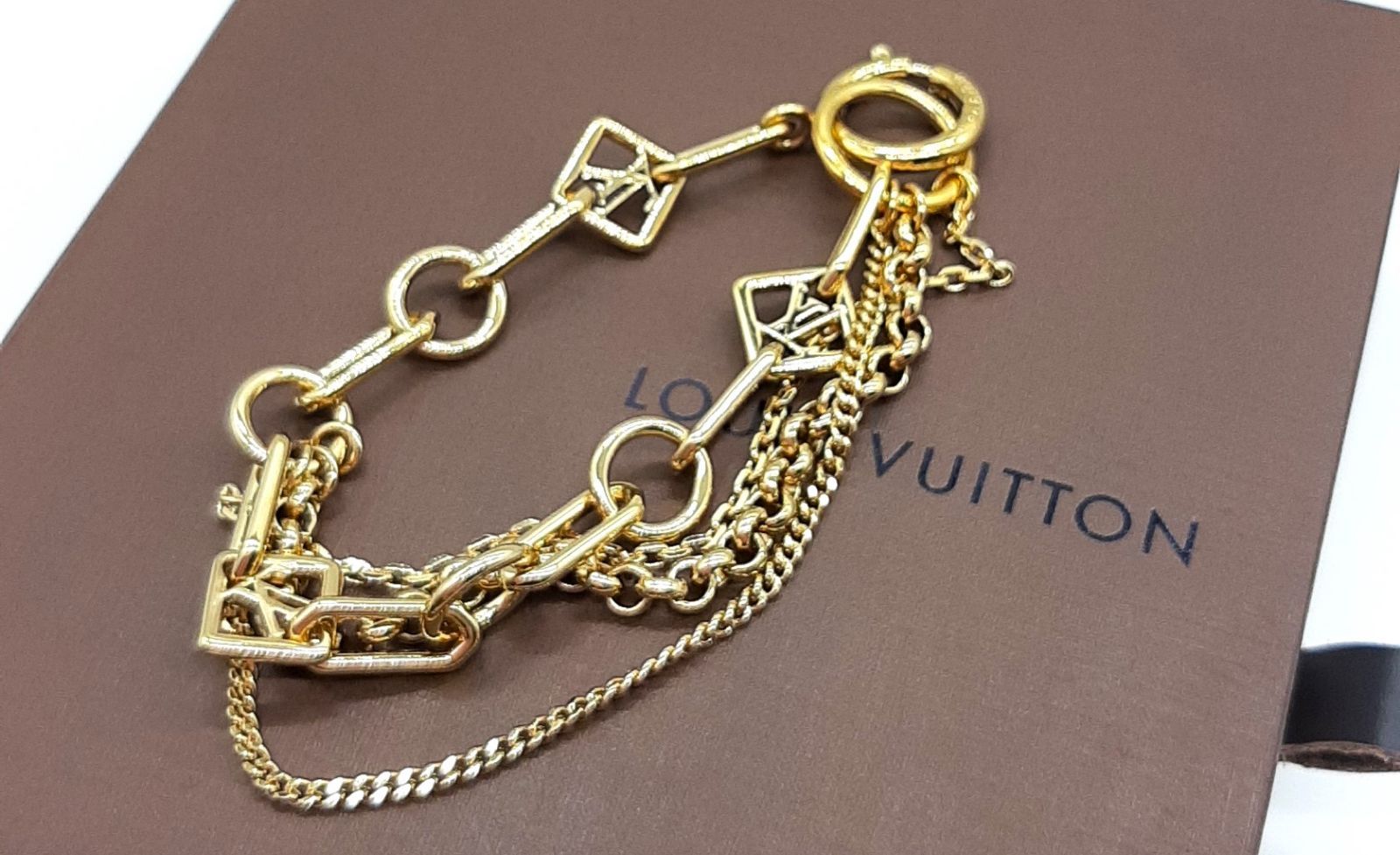 Louis Vuitton ルイヴィトン ブレスレット ブラスレ シェーヌ ベガス 