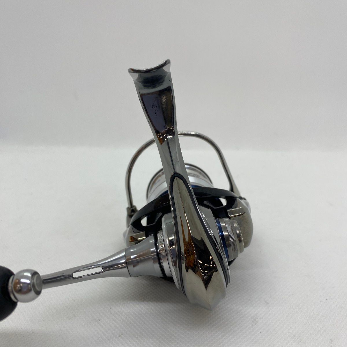 ΨΨDAIWA ダイワ スピニングリール 18イグジストFCLT2000S-P 箱付