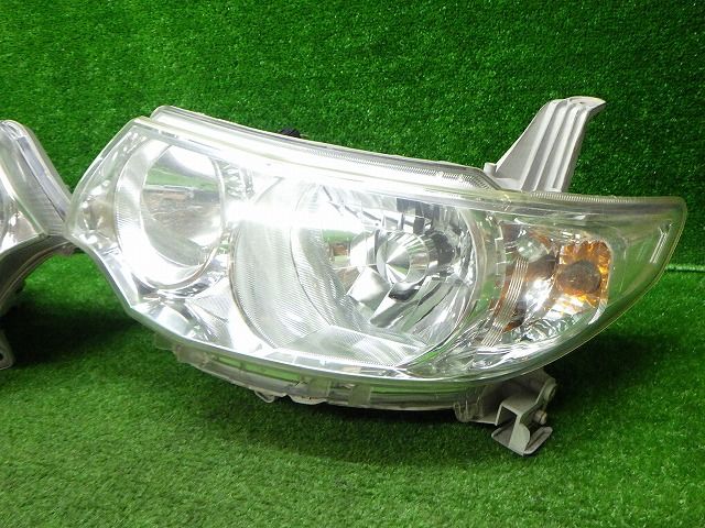 L375S/L385S　タントカスタム　HIDヘッドライト 左右 L375S/L385S タントカスタム HIDヘッドライト 左右 3FG1048 AA3