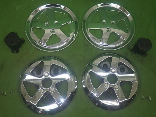 デコトラ エルフ 純正 ホイールキャップ ブラケット付き