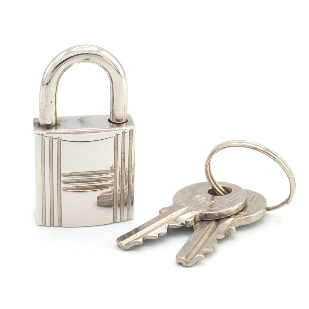 エルメス カデナキー 121番(メタルシルバー) エルメス カデナ ハンド シルバー 2002年限定 HERMES