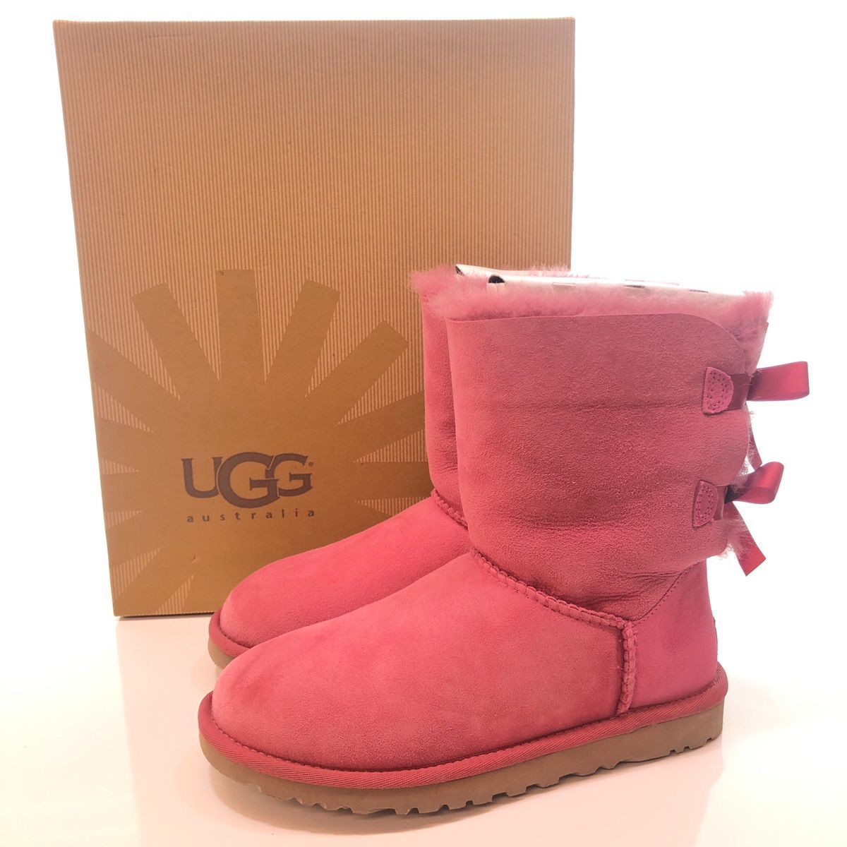 UGG アグ CLASSIC BAILEY BOW クラシック ベイリー ボウ BOOTS ムートン ブーツ レースアップ RIBBON リボン  REDVIOLET レッドバイオレット PINK ピンク 23cm F27013D 1002954