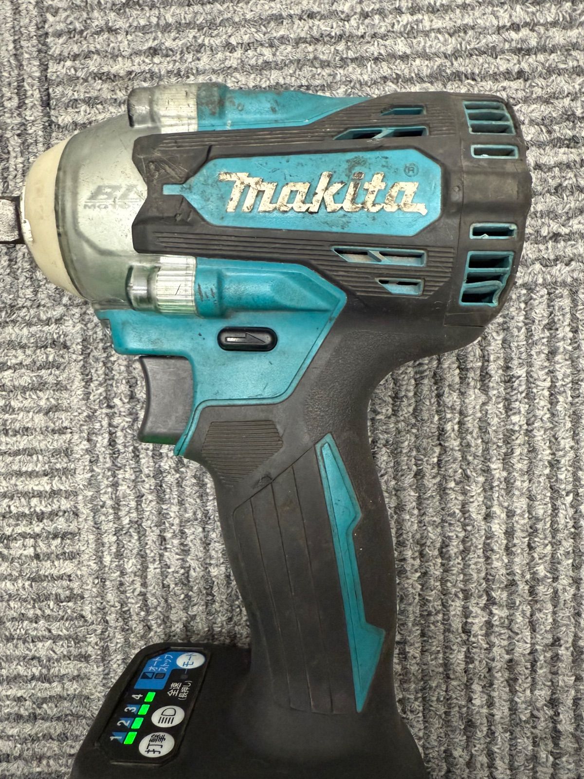 18V 充電式インパクトレンチ