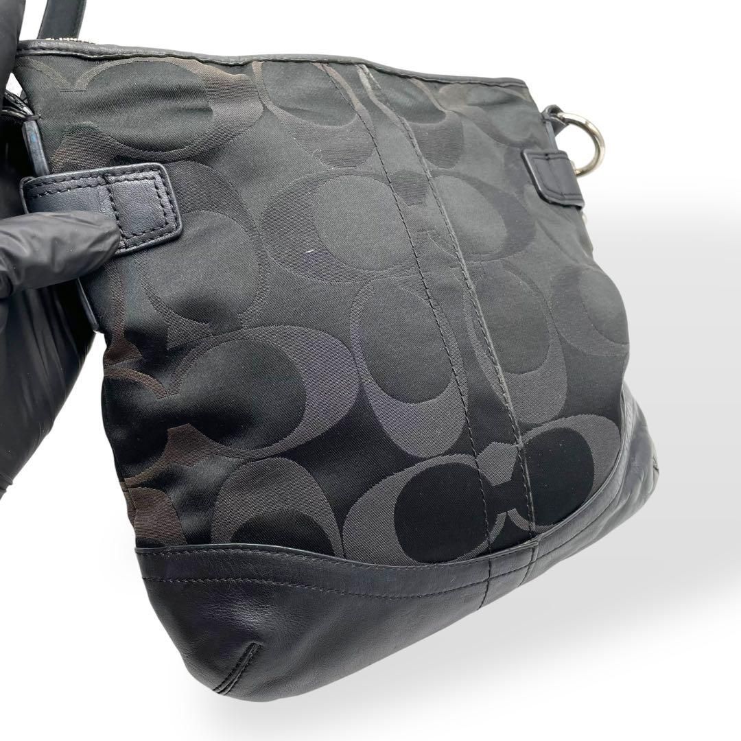 極美品！COACHコーチ　ナイロン　メッセンジャーバッグ　ブラック 極美品】COACH ナイロン フラップ メッセンジャー ショルダー