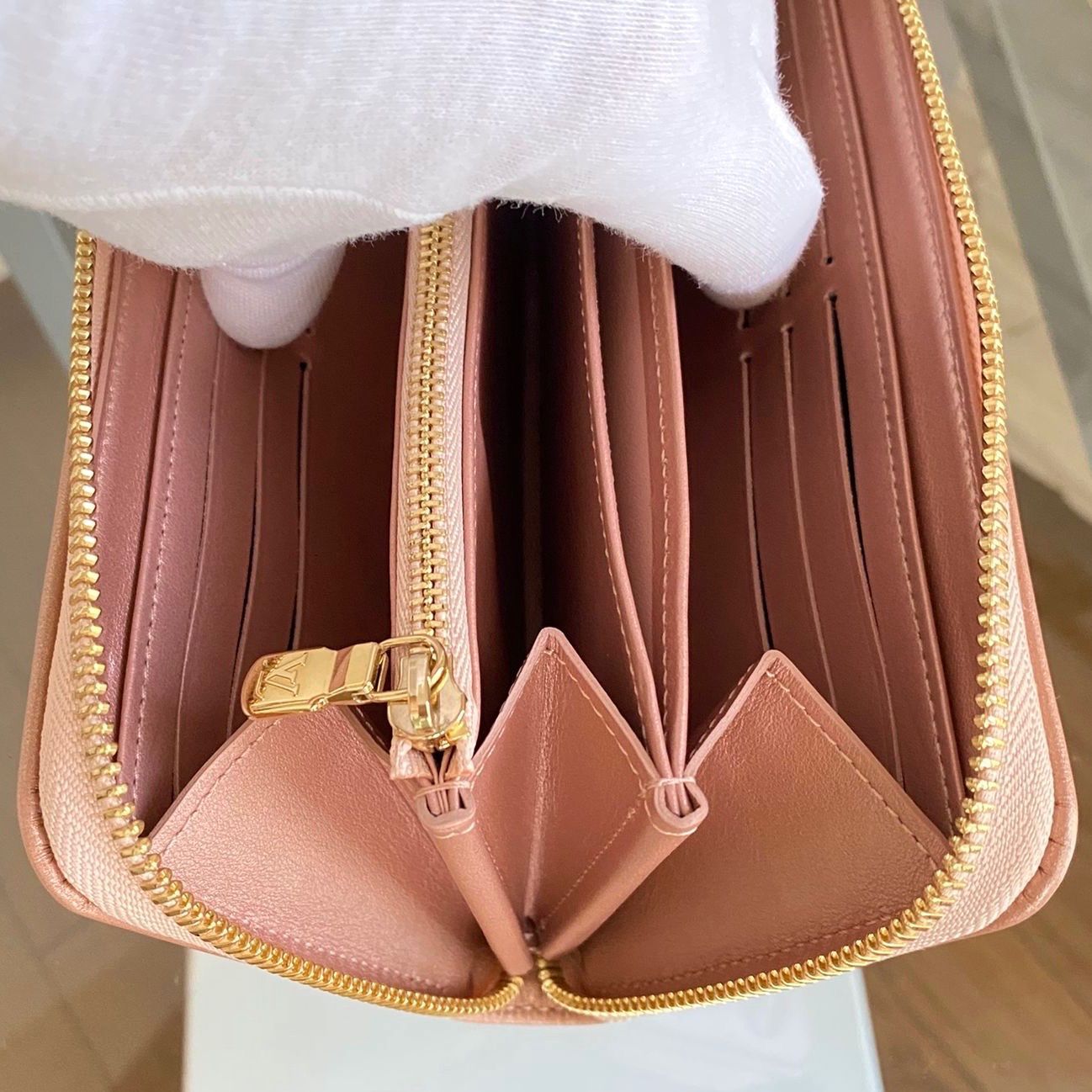 LouisVuitton 長財布(ラウンドファスナー) クッサン ローズゴールド