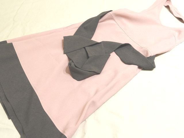 アームボーテ グレーとピンクのエプロン 未使用品 Amebeaute アーム
