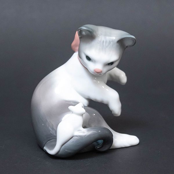 リヤドロ　ナチュラルフレーム＜子猫＞ 絶版 廃盤 猫 キャット フィギュリン リヤドロ フィギュリン 『Cat and mouse（驚いた仔猫ちゃん