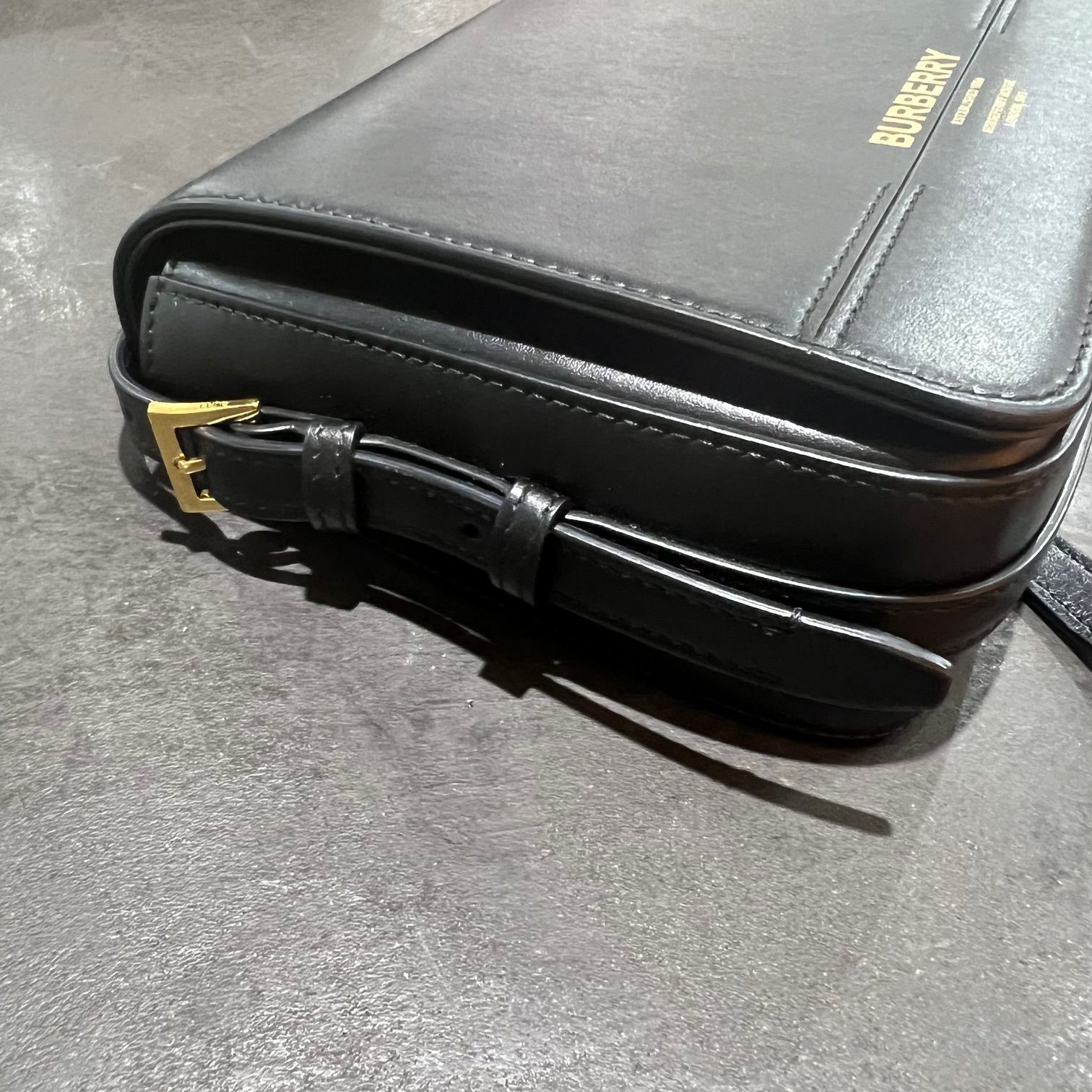BURBERRY GRACE SM ボックスショルダーバッグ 鞄 バーバリー 74924A2 