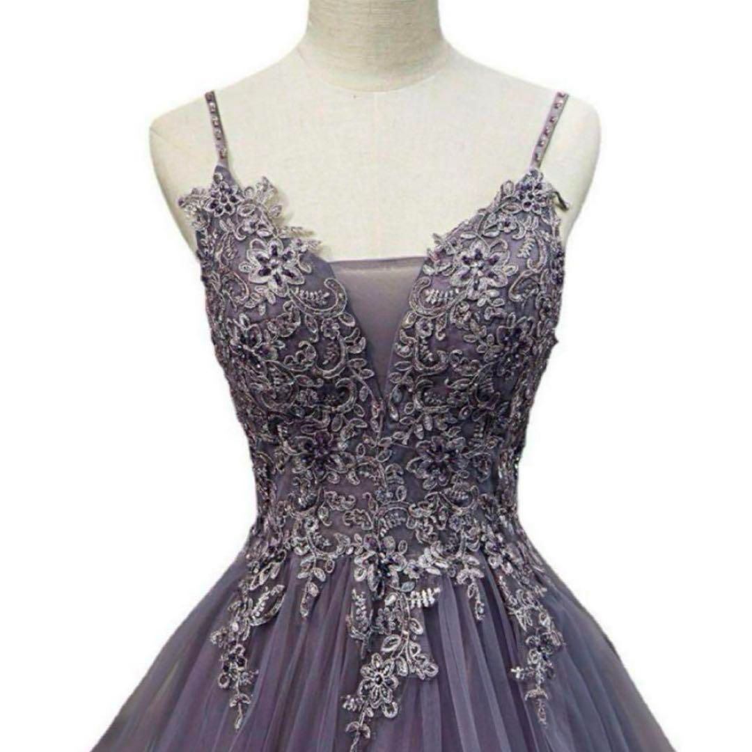 お花のデザインがゴージャスなフリルイブニングドレス♩.• お花のデザインがゴージャスなフリルイブニングドレス?.? - メルカリ