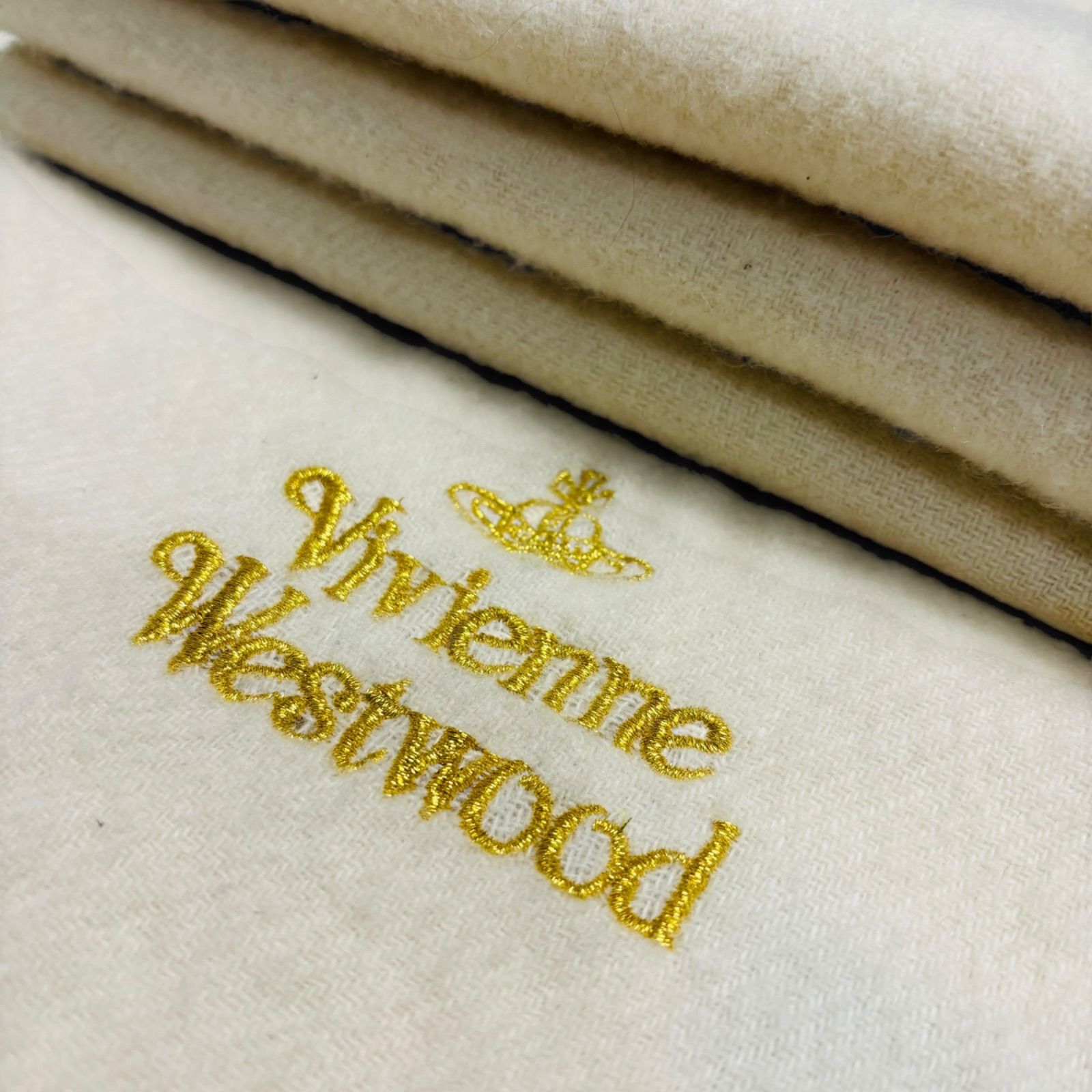 Vivienne Westwood ヴィヴィアンウエストウッド マフラー