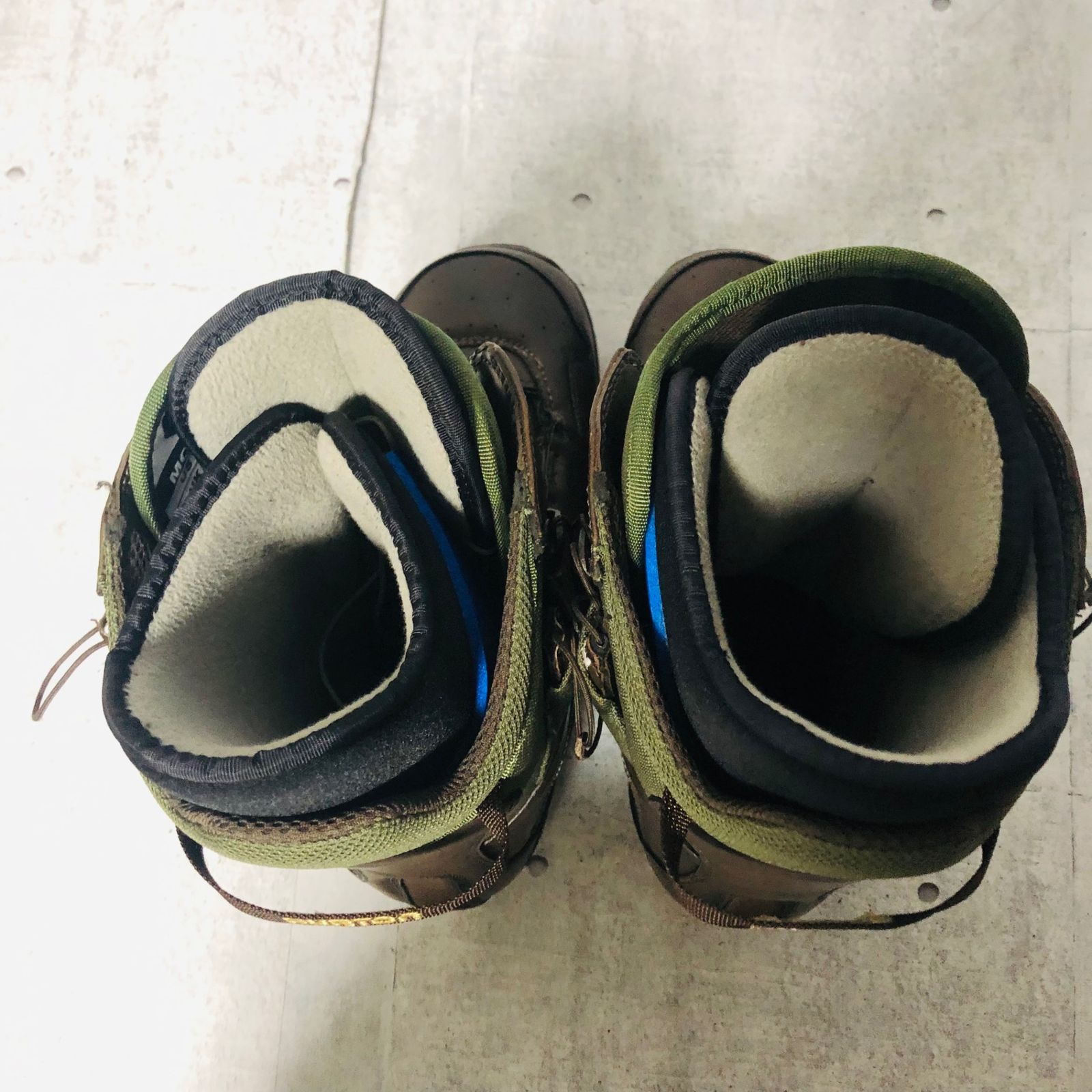 バートンBurtonブーツ27.5MOTOモトスノーボードウェアグレーグリーン BURTON (バートン) MOTO スノーボードブーツ メンズ SIZE 27.5cm