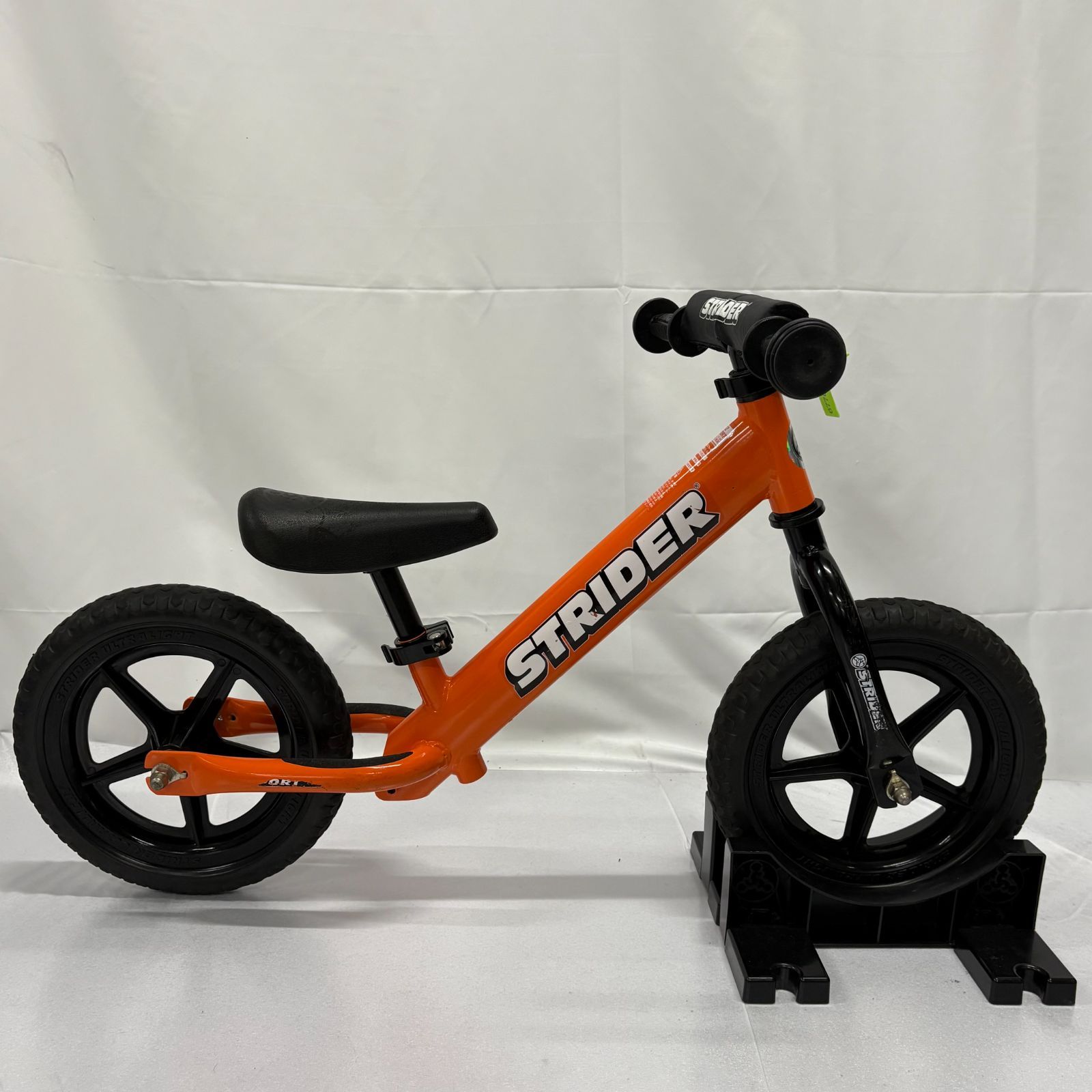 極美品 STRIDER 12 SPORT ストライダー スポーツ バランスバイク