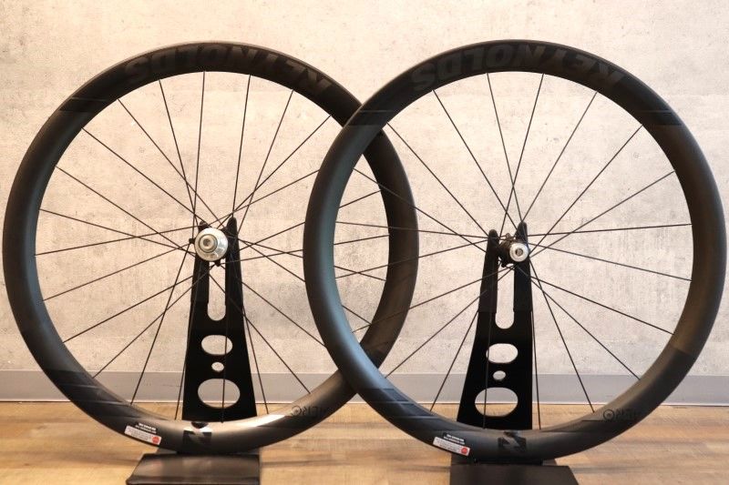 レイノルズ REYNOLDS BLACKLABEL AERO 46 DISC カーボン チューブレスレディ ディスク ホイールセット シマノ11S  19C 【さいたま浦和店】 - メルカリ