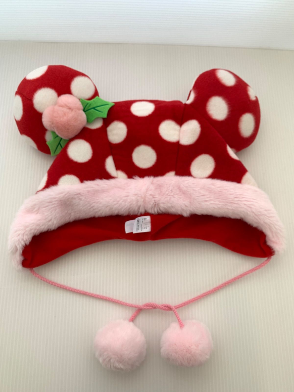 ミニーマウス ファンキャップ 赤 ファー ポンポン 水玉 ドット