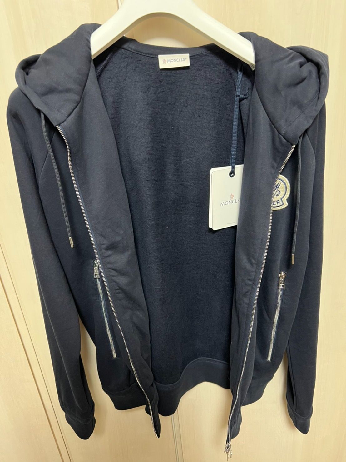 ☆新品未使用タグ付き・本物保証☆MONCLER ダブルロゴワッペン