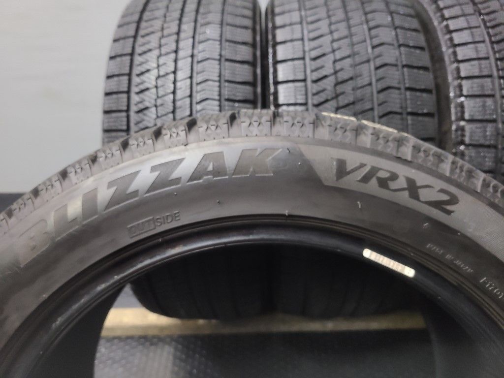 BS BLIZZAK VRX2 255/45R18 18インチ スタッドレス 4本 2018年製 バリ 