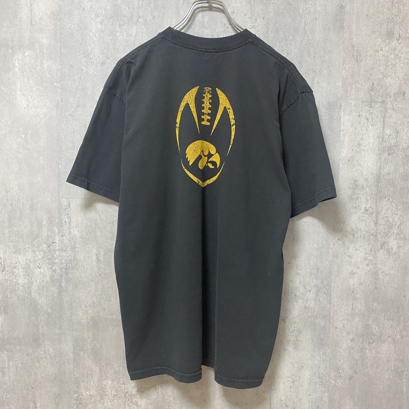 古着 used　NIKE　ナイキ　半袖　プリントTシャツ　黒　ブラック　フットボール　アメフト　スポーツ　　レトロ　デザイン　ストリート　クルーネック　春夏服　メンズ　レディース