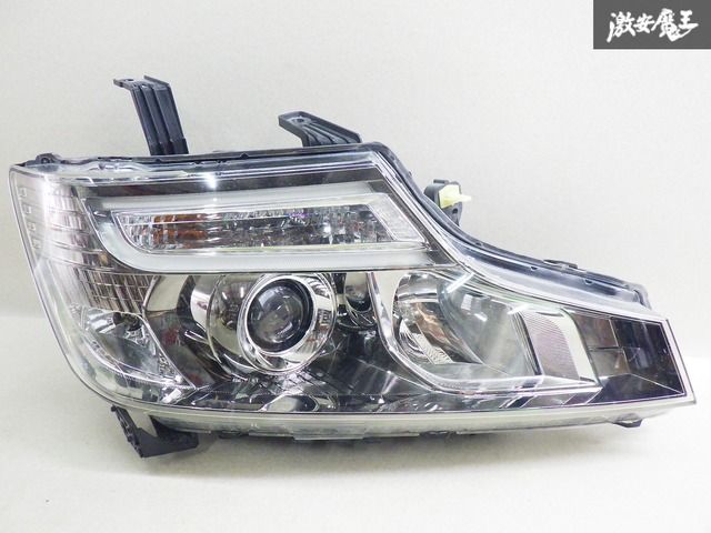 ホンダ純正ステップワゴンRK5 RK6 ヘッドライトHIDバラスト破損無し　美品 ホンダ純正ステップワゴンRK5 RK6 ヘッドライトHIDバラスト破損