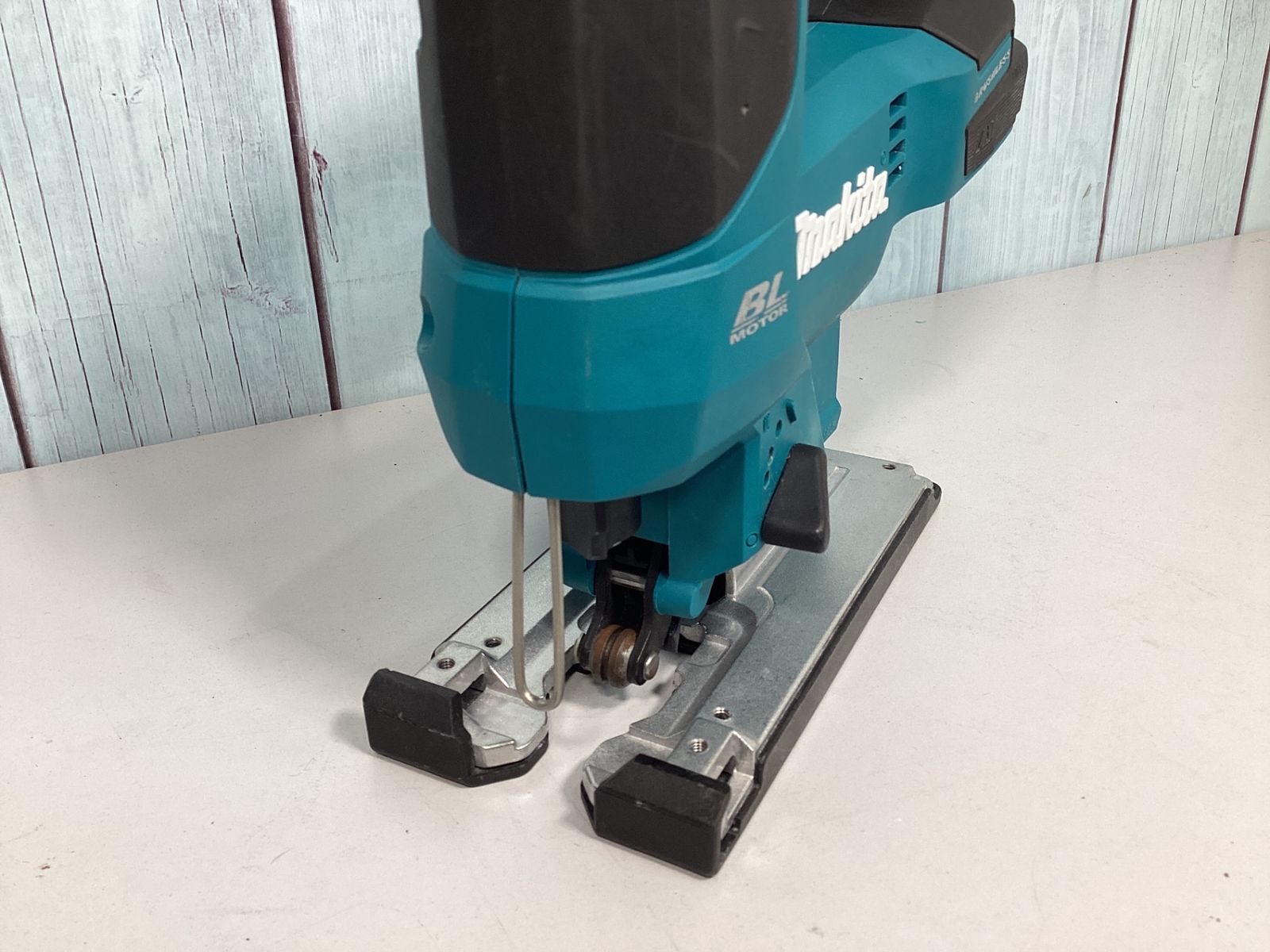 ファッションリーダー マキタ makita コードレスジグソー JV184DZK