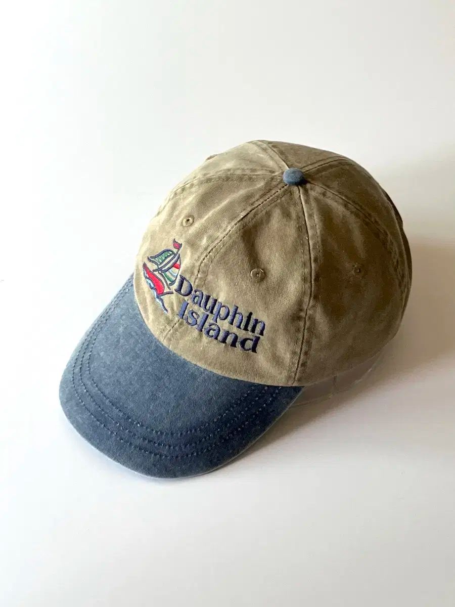 帽子 THE CAP CUST DJ TATSUKI 950 BLKWOOL WHI Dad hat with a bit