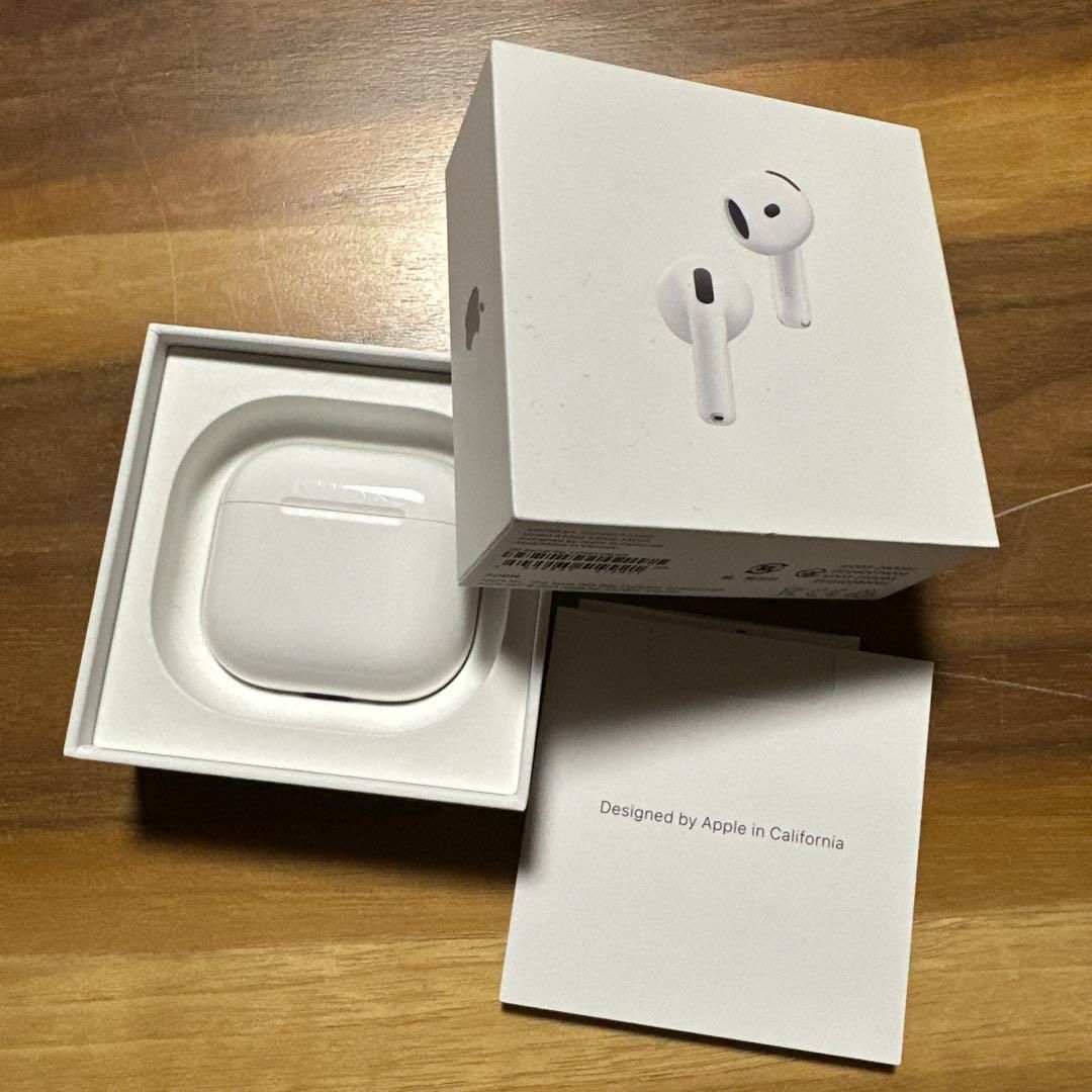 Apple AirPods (第4世代) 本体 + イヤホン - メルカリ