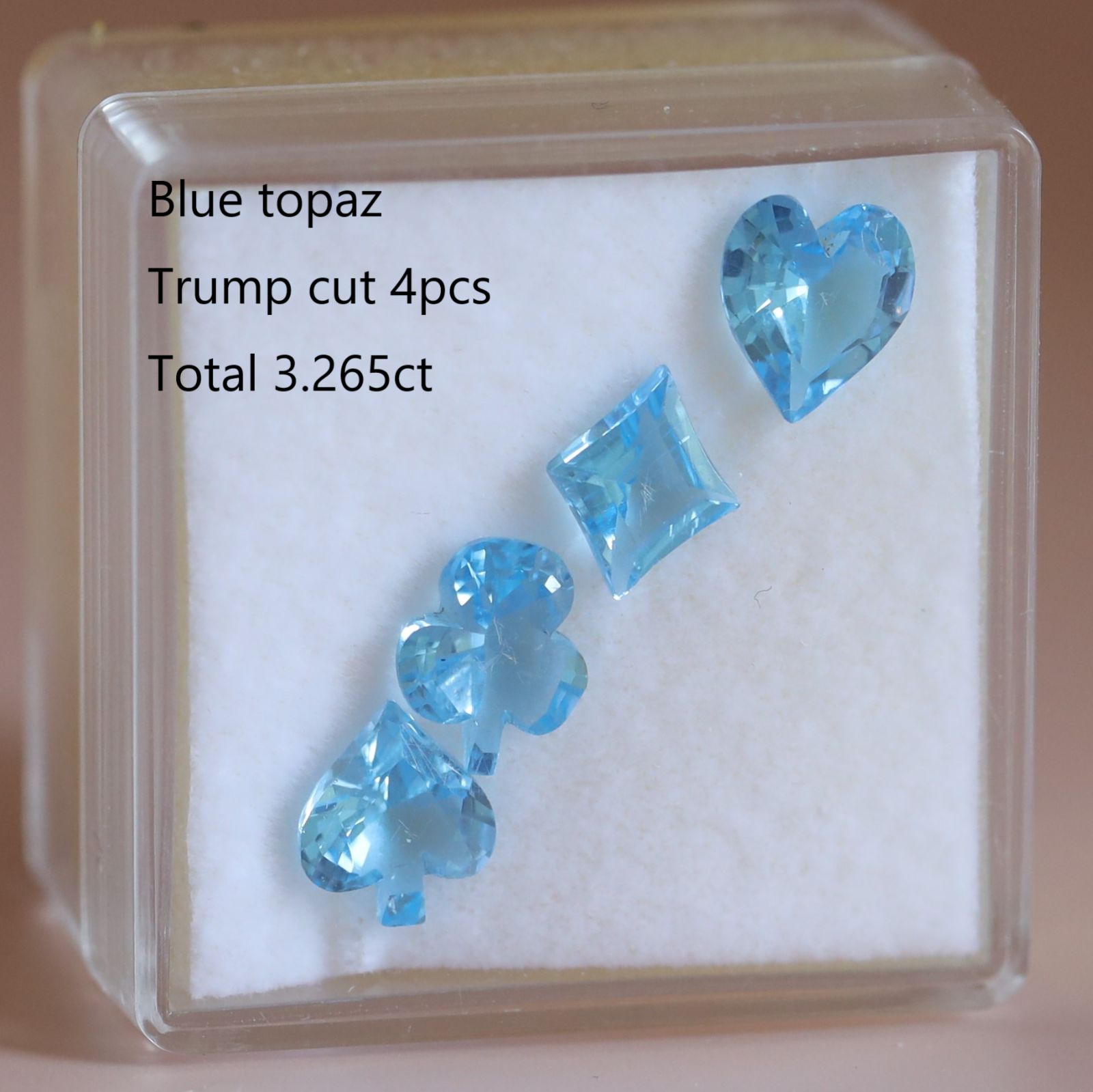 ブルートパーズ　トランプカット4石セット Total 3.265ct