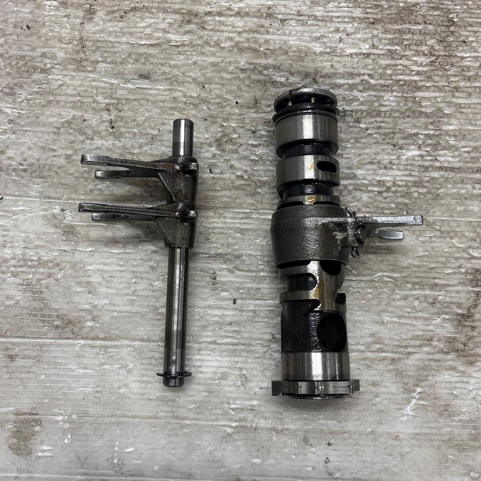 KAWASAKI GPZ400R ZX400D シフトドラム カワサキ