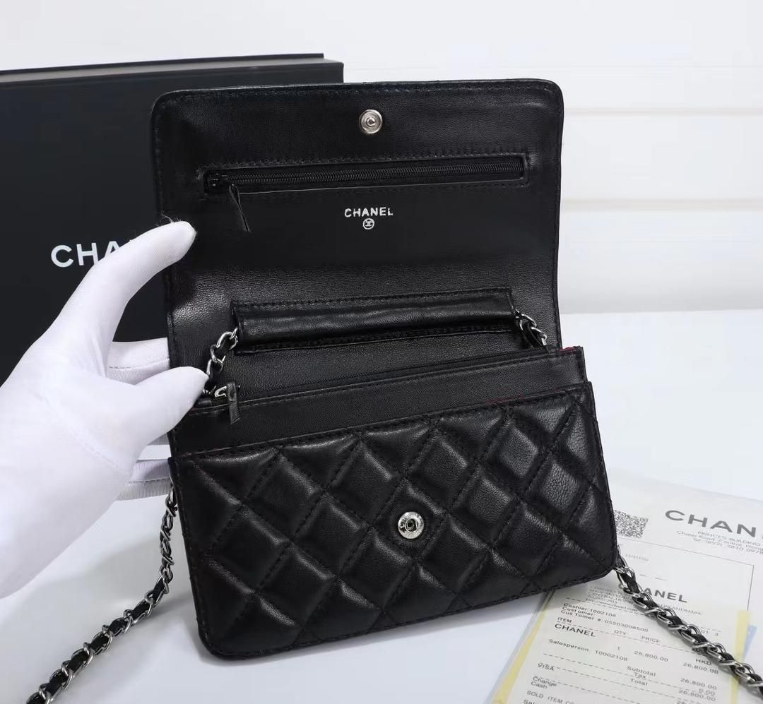 ショルダーバッグ