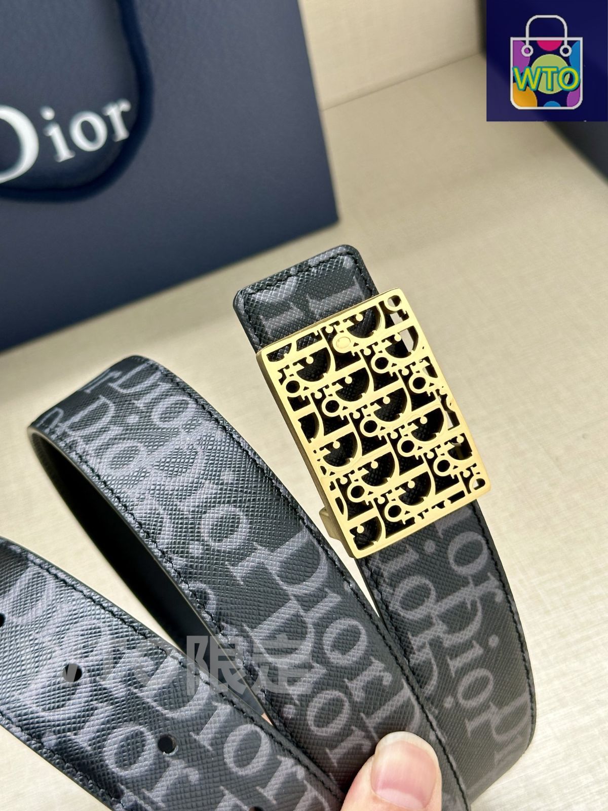 ディオールDior 両面ベルト 今日特価】Dior ディオール 35mm 両面ベルト-1 - メルカリ