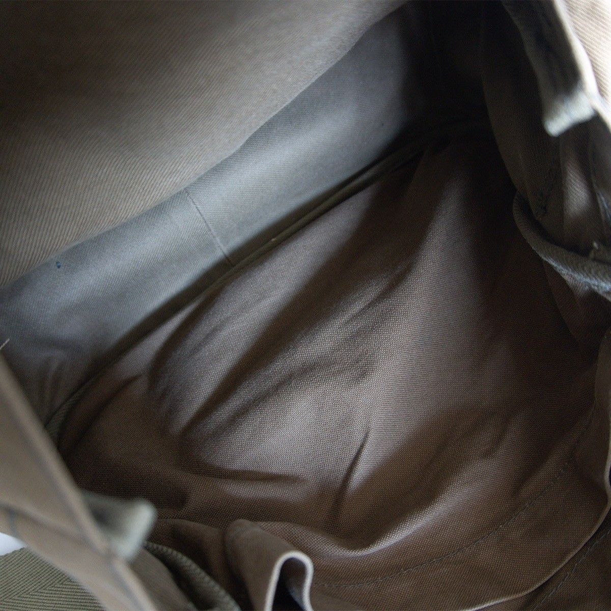 雰囲気抜群】 NIGEL CABOURN 【キャンバス×レザー ショルダーバッグ