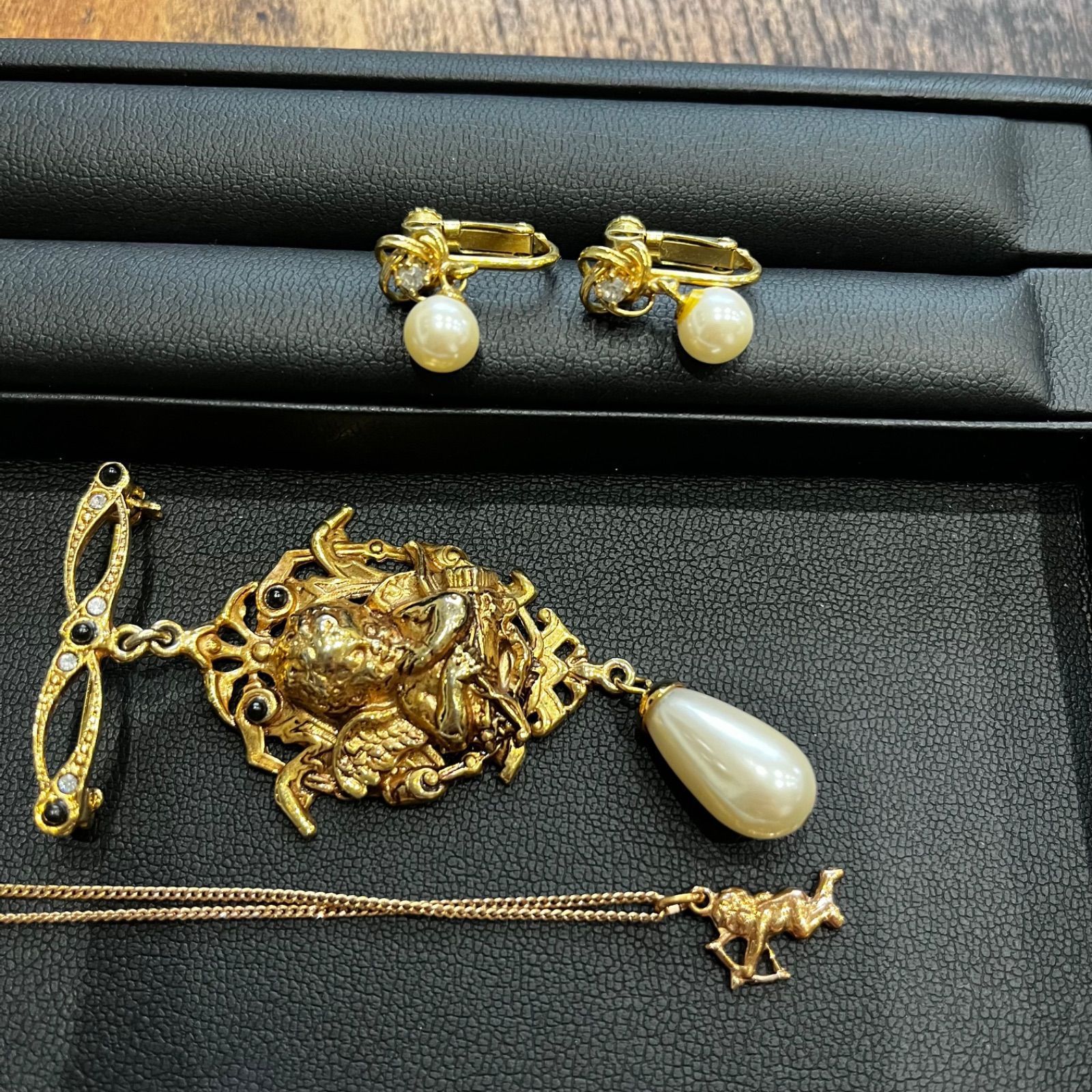最終お値下げ】③遺品整理 アクセサリー おまとめ メッキアクセサリー 