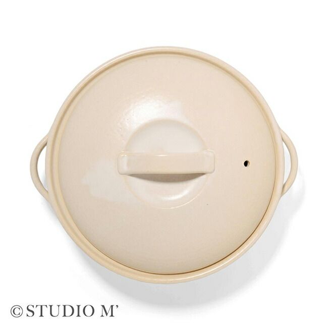 白 102851 studio m’ スタジオエム レユニール 9号鍋 土鍋 おしゃれ かわいい 結婚祝い レンジ 直火 ガス 対応 日本製 9号 鍋 直火 卓上 しゃぶしゃぶ 煮込み 卓上鍋 お鍋 ギフト プレゼント WWW_OLIVIERBERNSTEIN_COM
