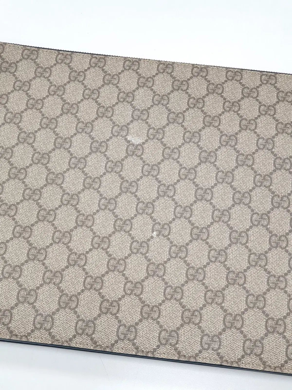 GUCCI グッチ