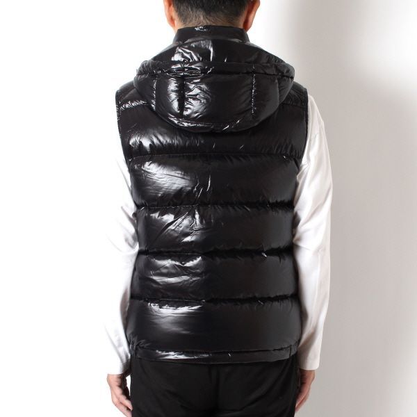 24AWモデル モンクレール MONCLER メンズ BORMES ダウンベスト