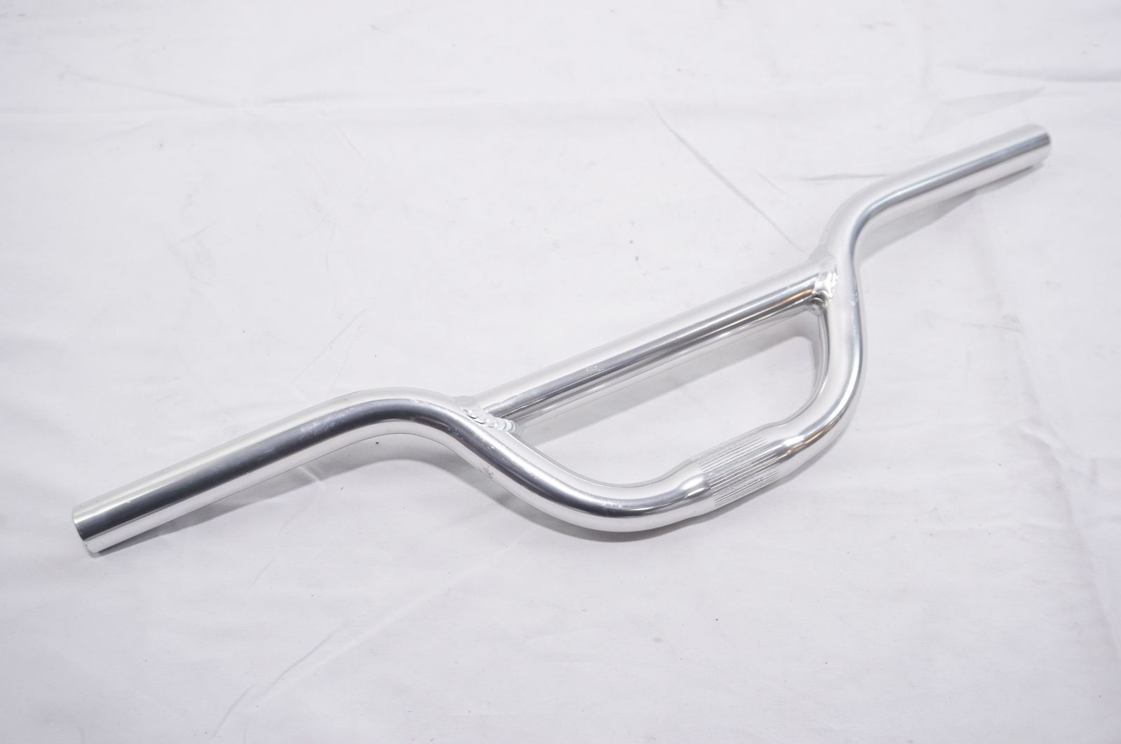 ノーブランド Φ25.4 520mm ライザーバー / バイチャリ中目黒店