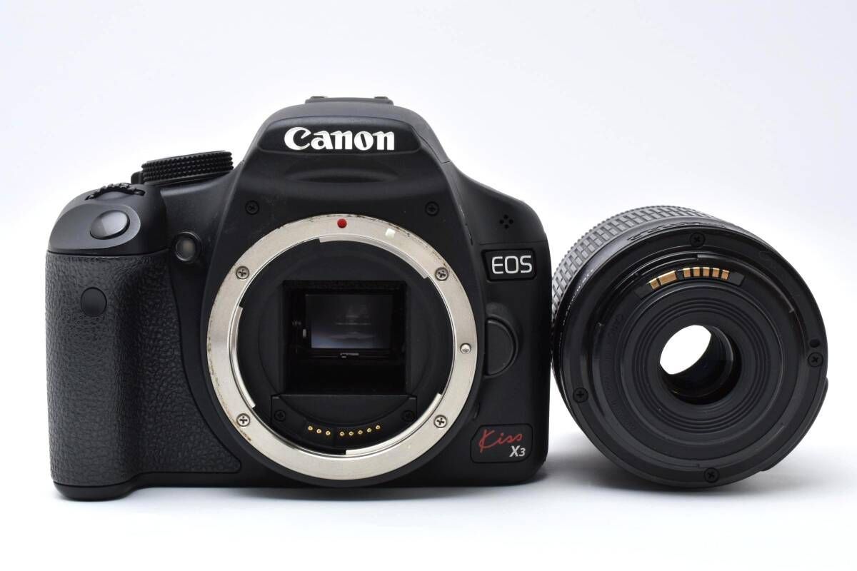  ショット回数5866回 キヤノン Canon EOS Kiss X 3 EF S 18 55 mm F 5 6 IS STM 831 デジタル一眼レフ デジタルカメラ