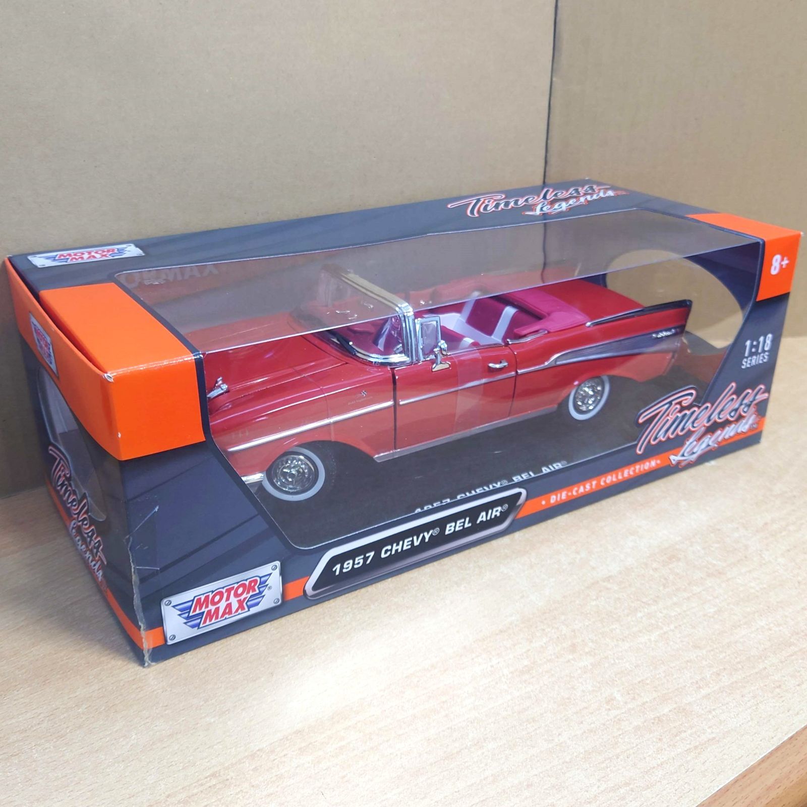 1/18 シボレーベルエアコンバーチブル 各色 1957 Chevy Bel Air