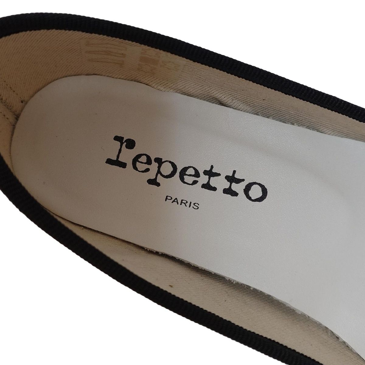 美品　repetto レペット　パンプス　黒　サイズ38 repetto(レペット) パンプス 38 レディース - 黒 リボン レザー