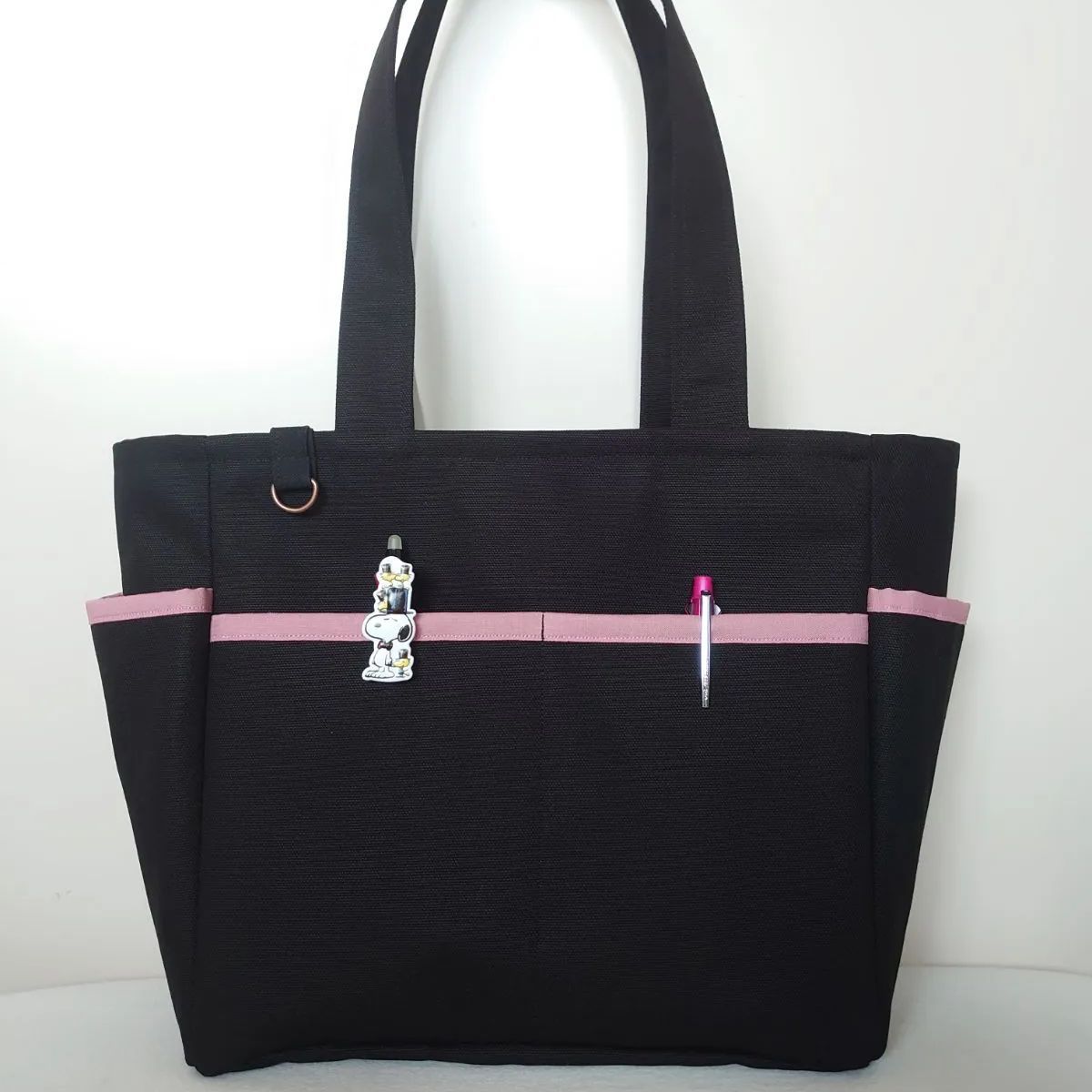 得価日本製黒帆布トート×くすみピンク　サイドポケット　肩掛けトートバッグ　ハンドメイド バッグ
