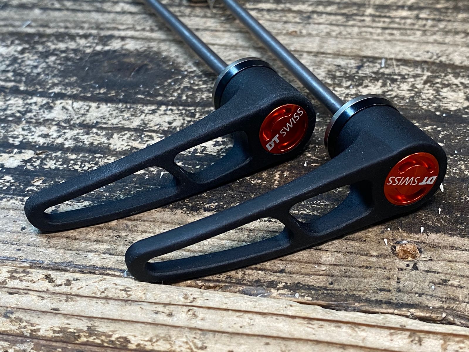 DT SWISS RWSスチールシャフト130mm フロントリヤセット Amazon | DT SWISS HWQASM00S2932S RWS フロント用 クイック