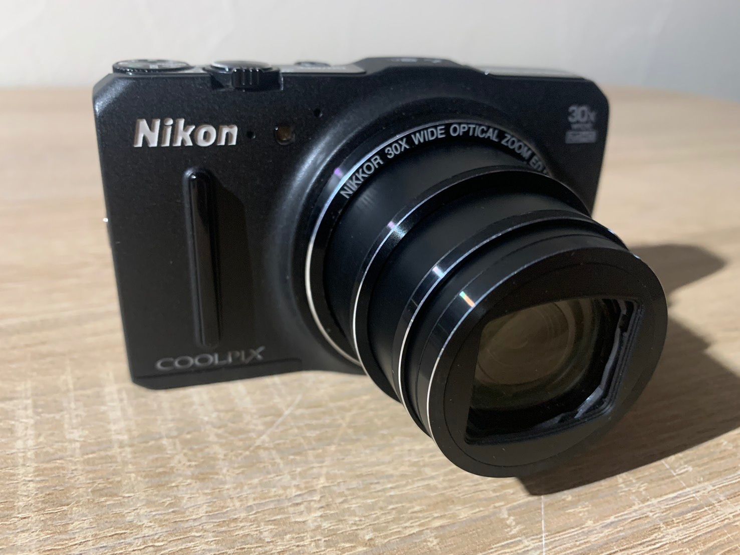 5710 Nikon