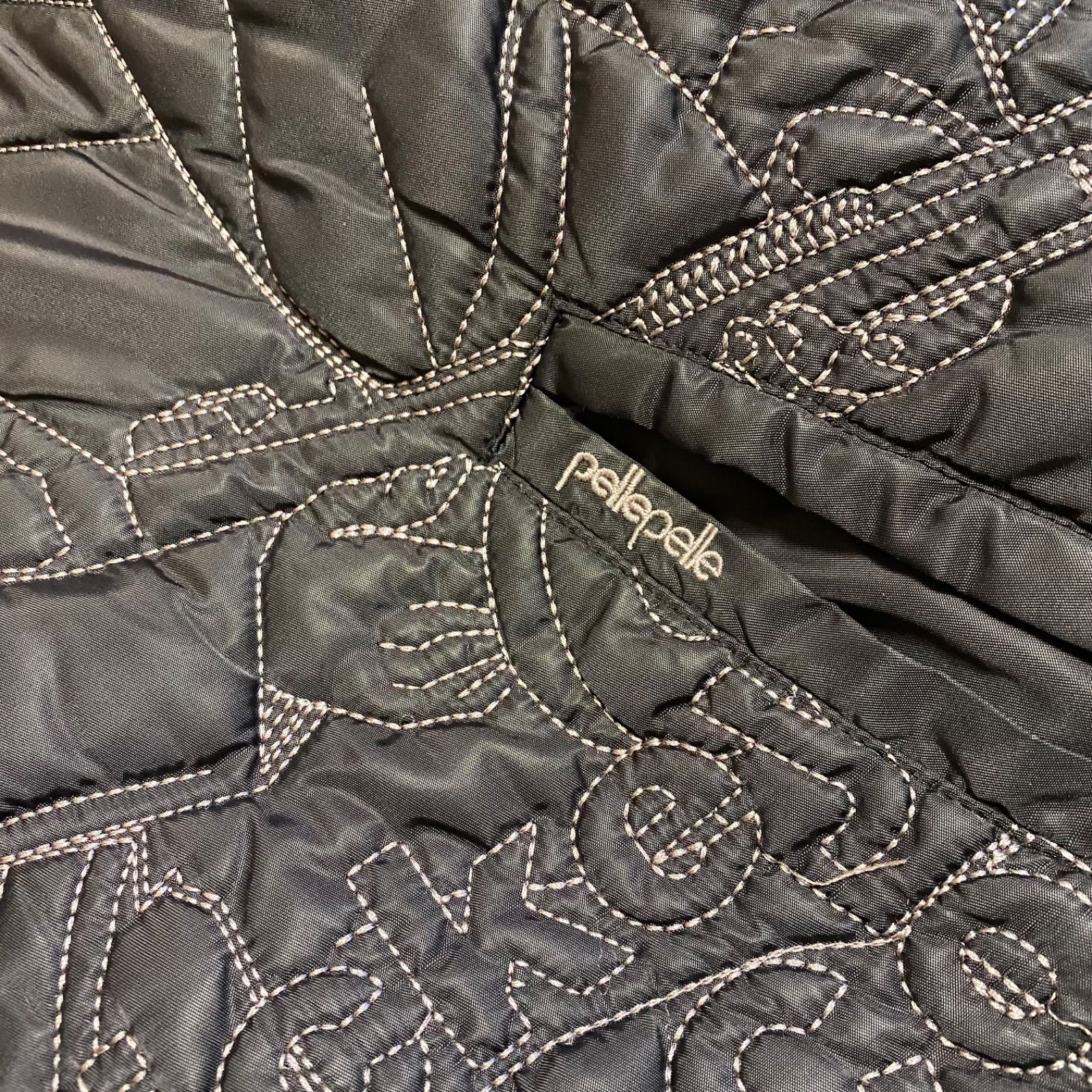 オンラインストア銀座 pellepelle  ブルゾン  レザーコンビ   キルティング  刺繍