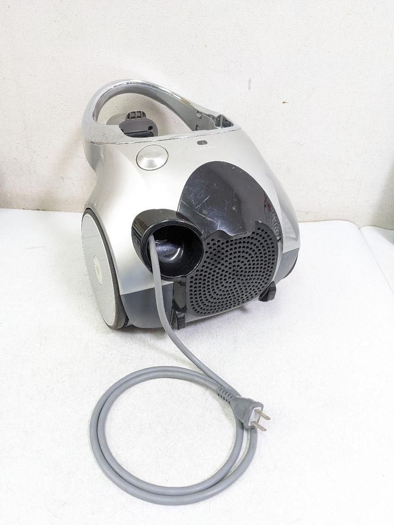 東芝 VC-CG310-S サイクロン式掃除機 2011年製 ヘッド無し - メルカリ